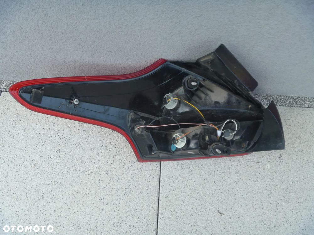 FORD FOCUS MK3 LIFT 2015 HB LAMPA TYLNA PRAWA LED F1EB-13404-B/C - 4