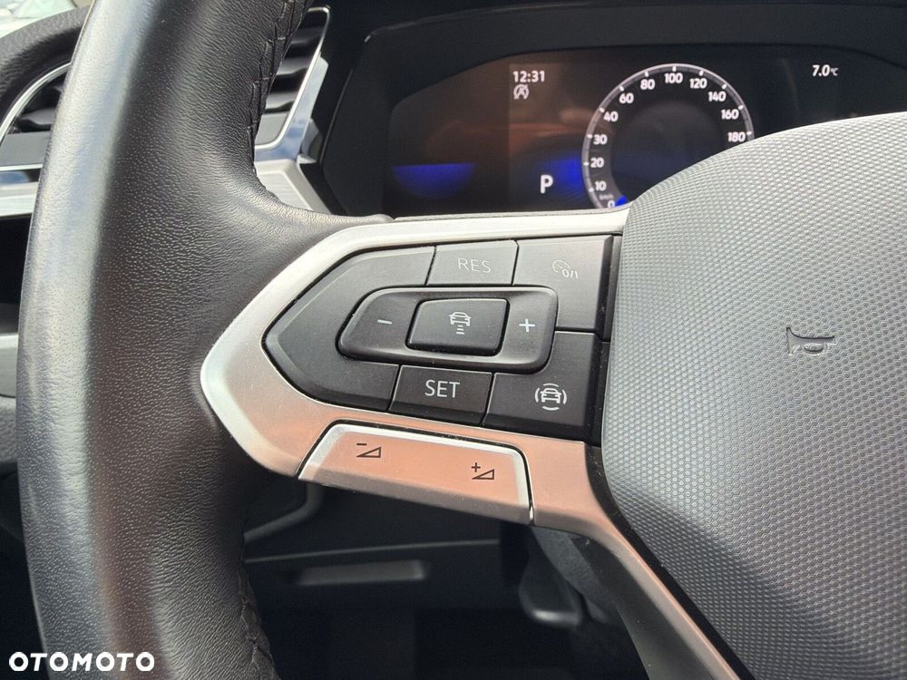 Volkswagen Touran 2.0 TDI BMT Comfortline DSG - 24