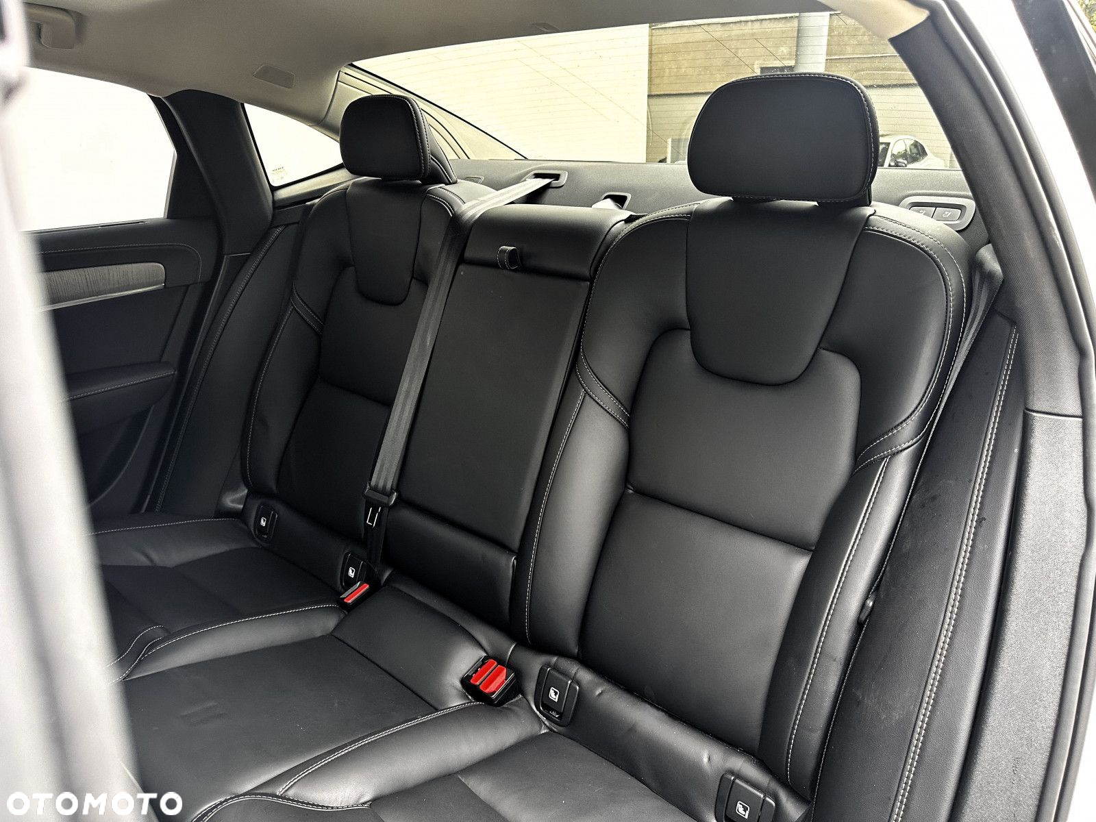 Volvo S90 - 15