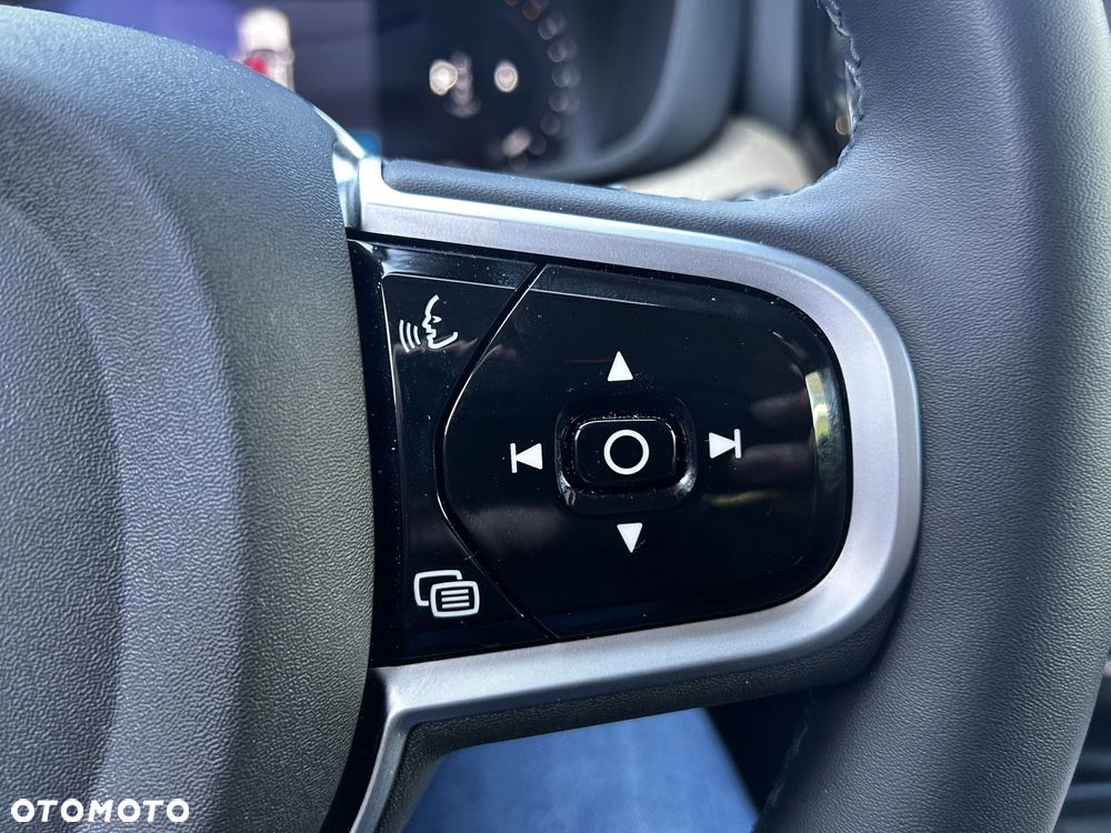 Volvo XC 60 - 24