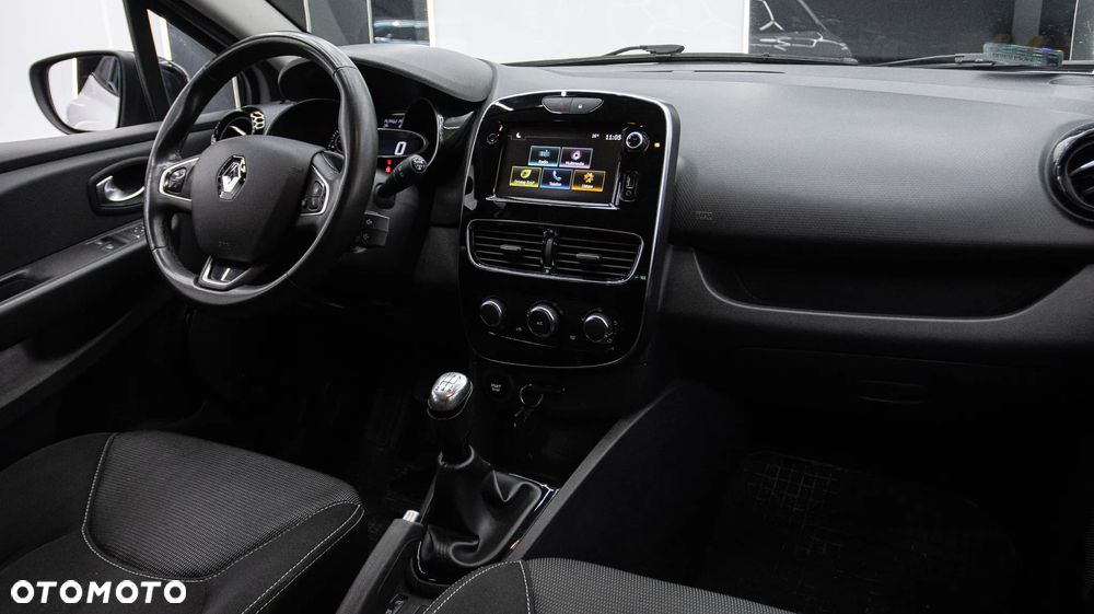 Renault Clio - 13