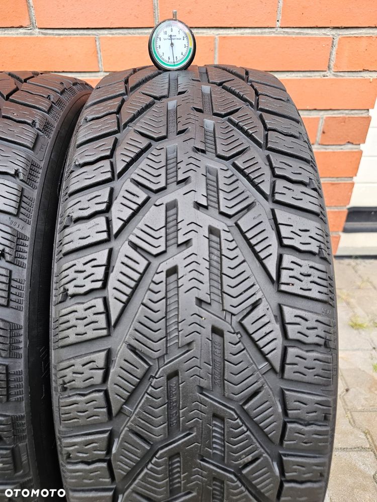 (K8) 235/55R19 105V XL 5,5mm 19r / Kormoran SuvSnow 4x4 - 10