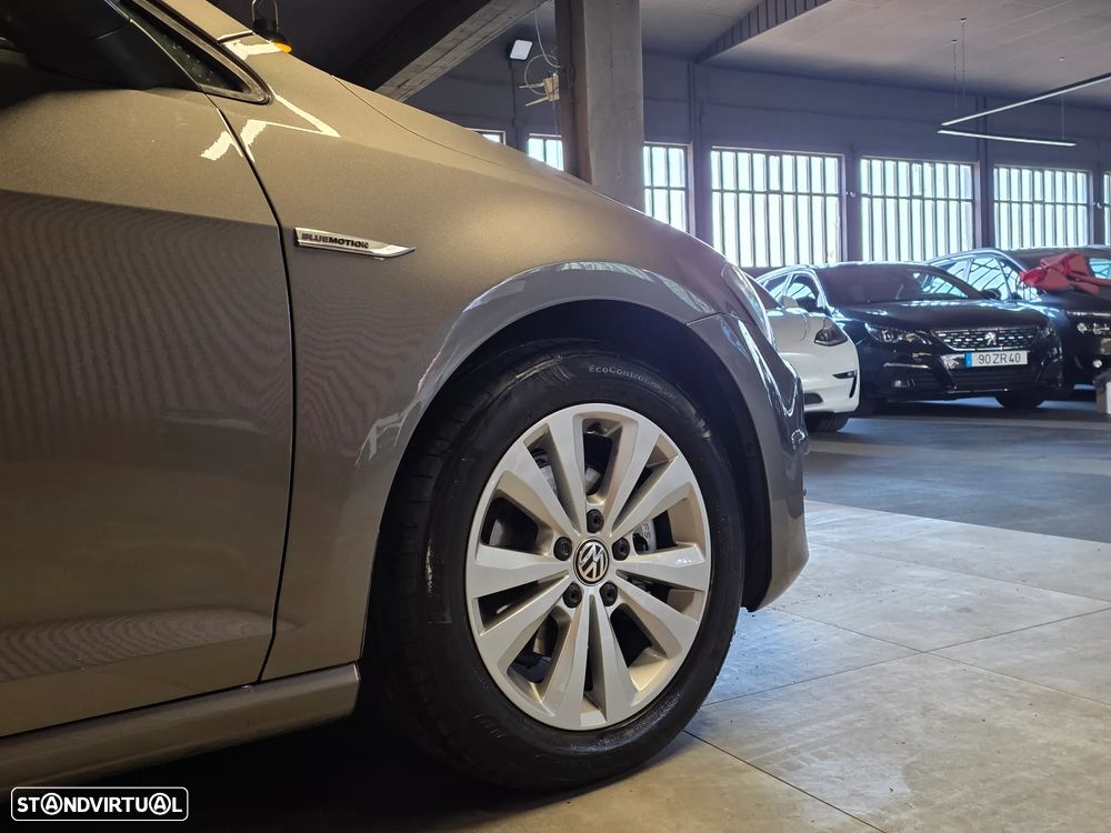VW Golf 1.6 TDi BlueMotion Trendline - 7