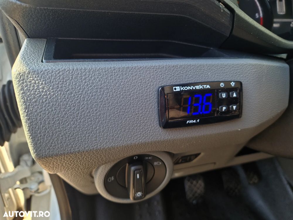 Volkswagen Transporter - 10