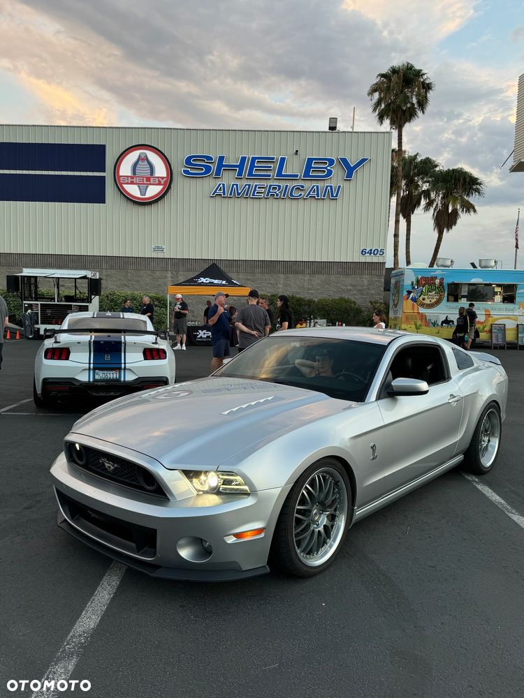 Ford Mustang - 16