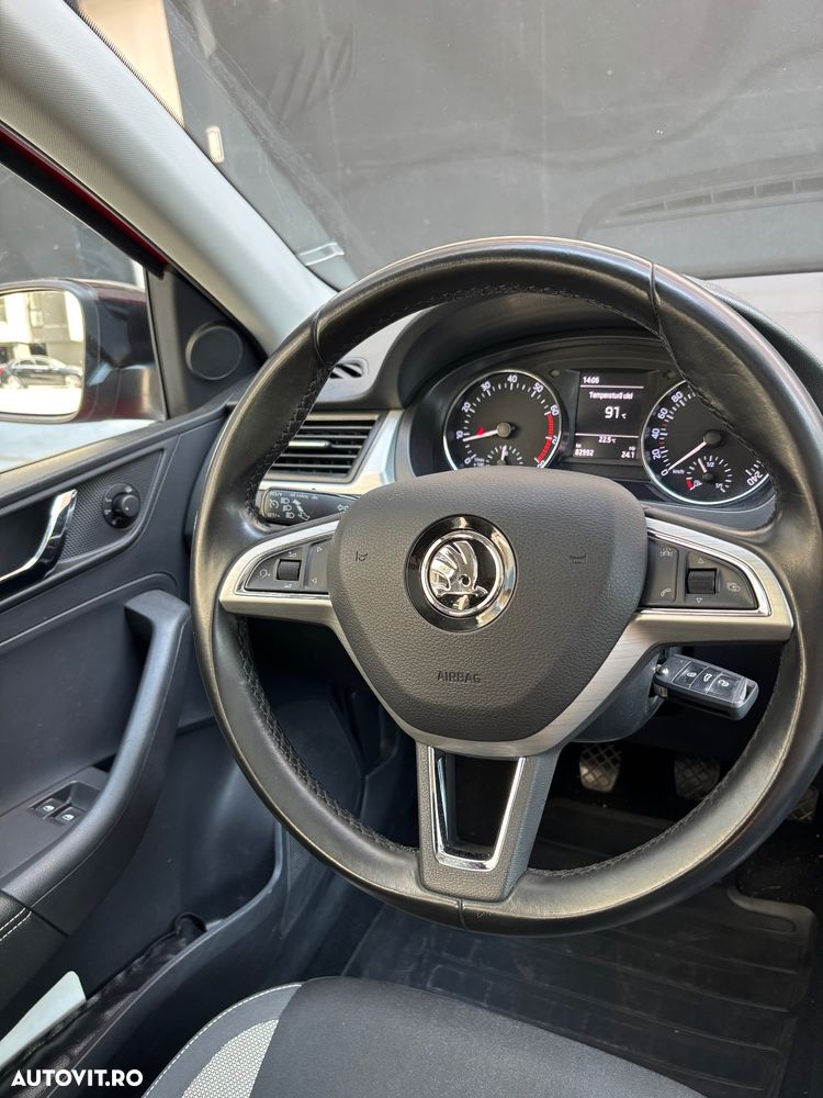 Skoda RAPID 1.2 TSI Active - 22