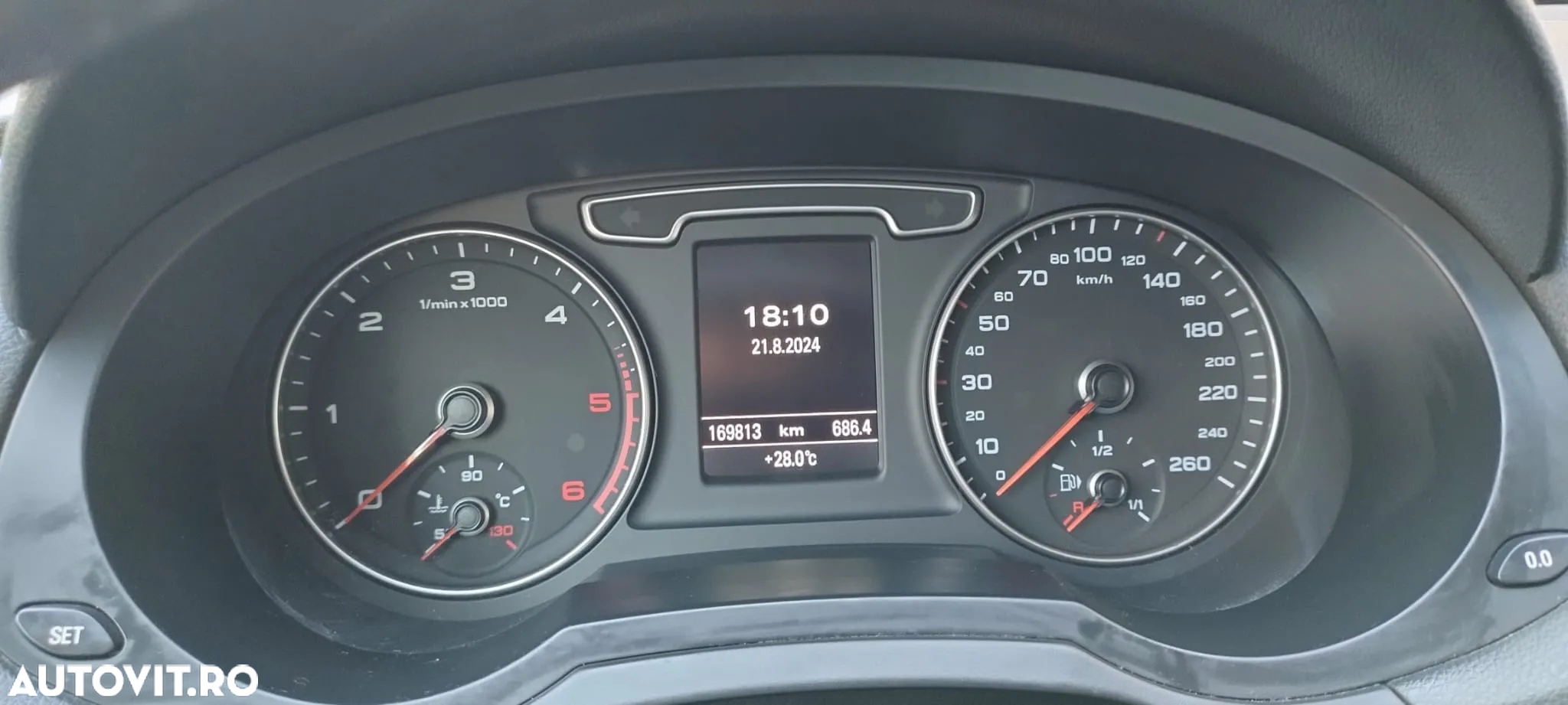 Audi Q3 2.0 TDI Quattro S-Tronic - 8