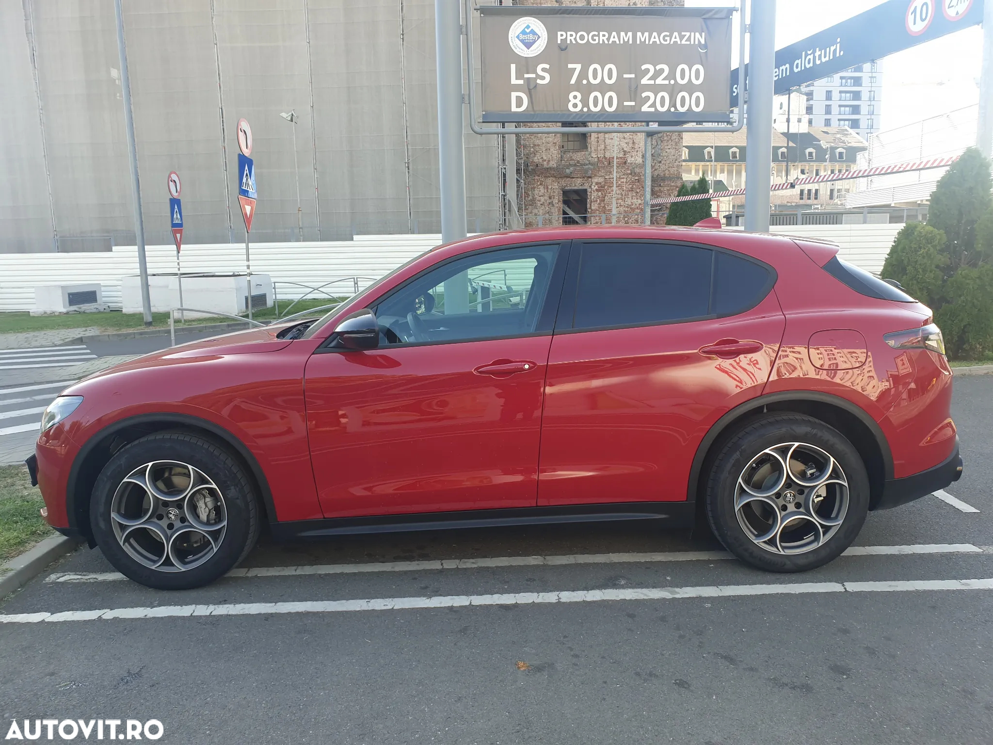 Alfa Romeo Stelvio 2.0 Turbo 16V AT8-Q4 Sprint - 8