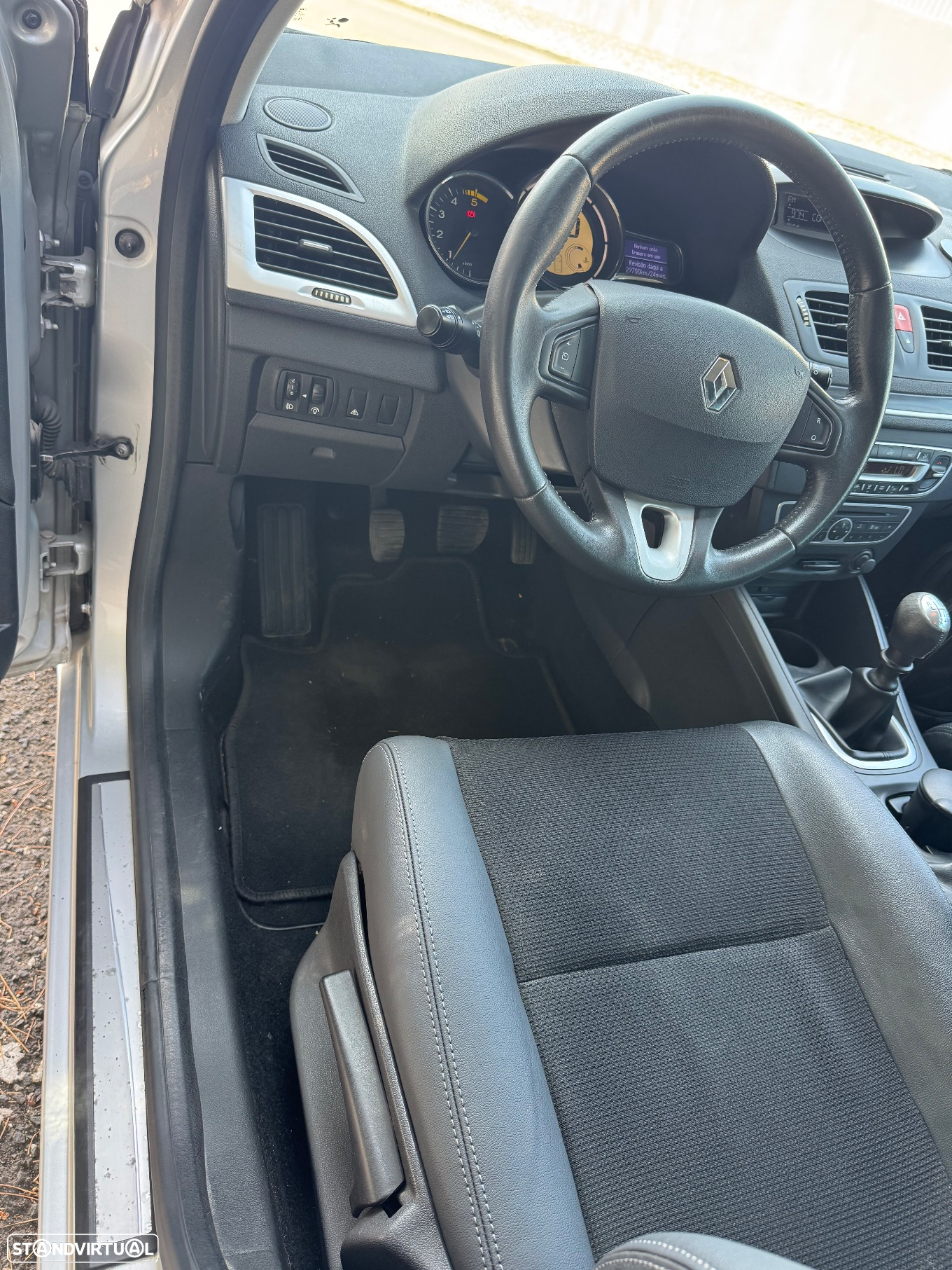 Renault Mégane 1.5 dCi Dynamique S - 20
