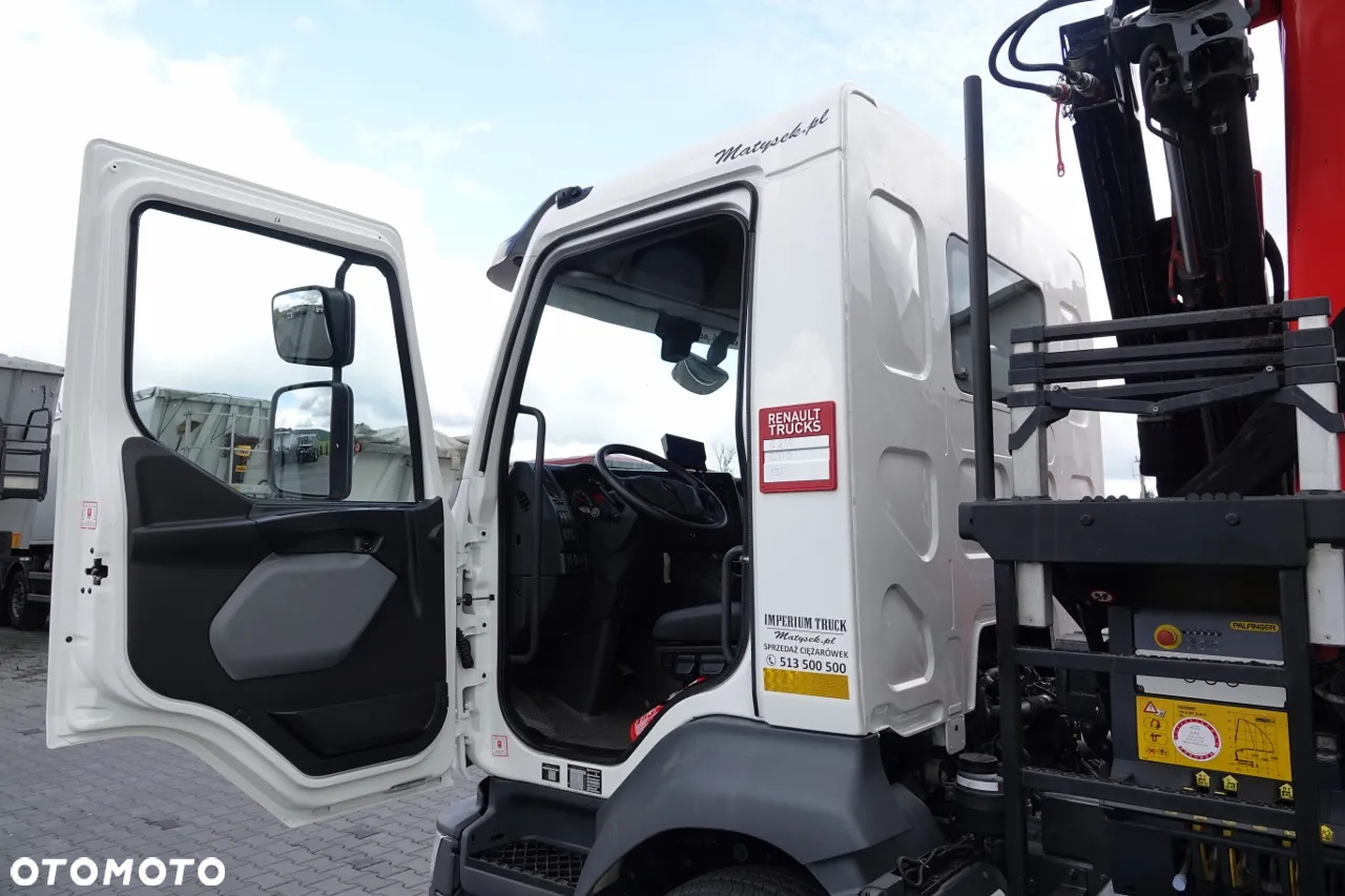 Renault D 210/  4X2 / SKRZYNIOWY 5 M + HDS PALFINGER PK 8.501 SLD A / UDŹWIG 5 580G / STEROWANIE RADIOWE / ROTATOR / SPROWADZONY - 25