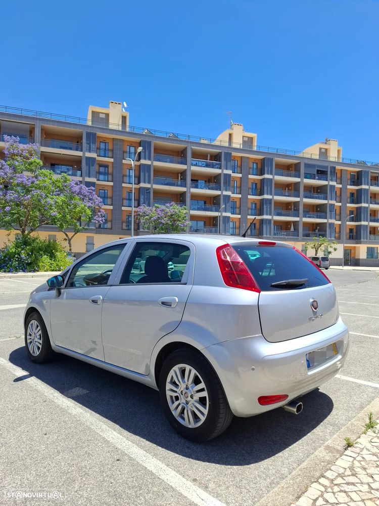 Fiat Punto 1.2 Lounge Start&Stop - 2