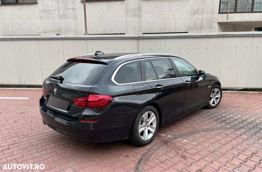 BMW Seria 5 525d xDrive - 2