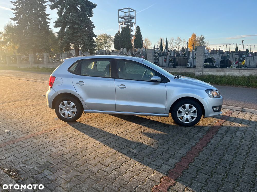 Volkswagen Polo 1.4 16V Comfortline - 2