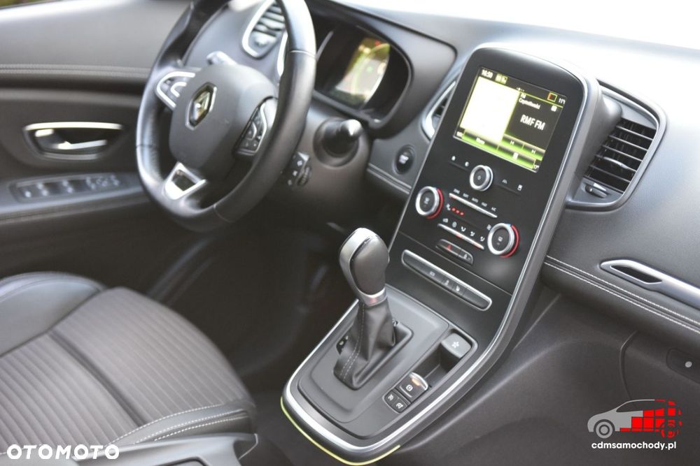 Renault Scenic - 22
