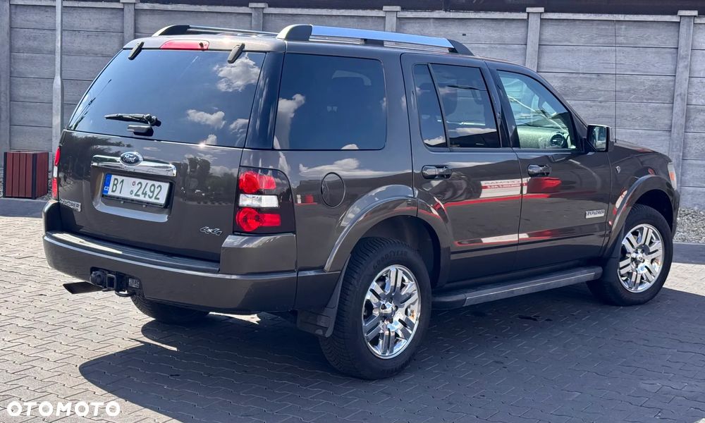 Ford Explorer 4.6 4WD - 15