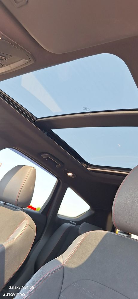 Ford Kuga - 12