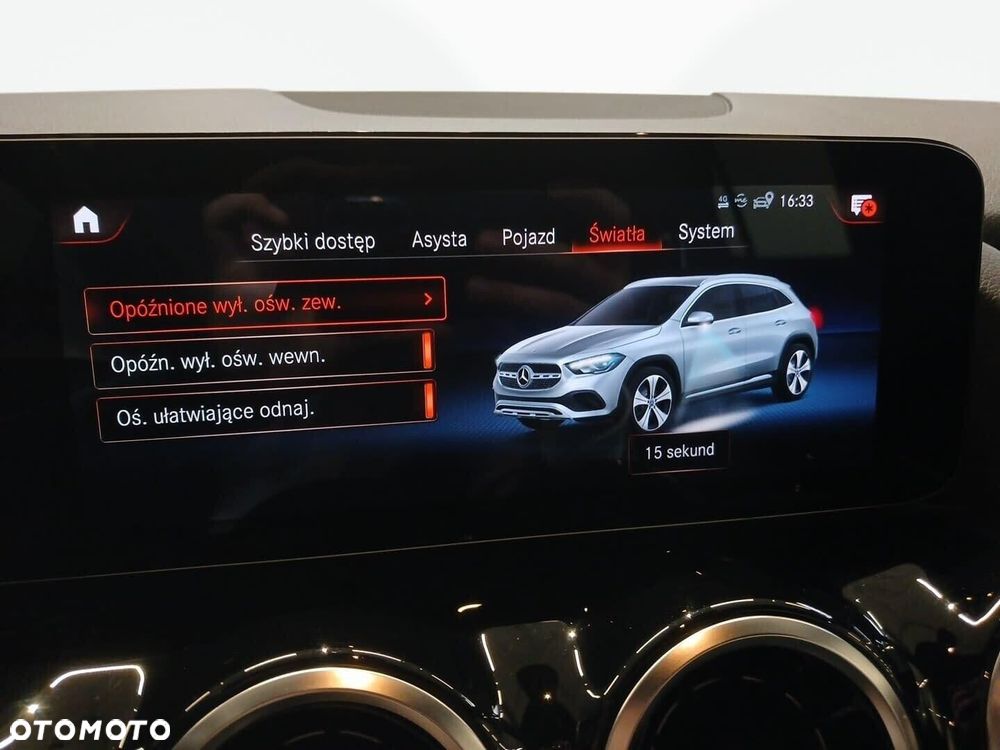 Mercedes-Benz GLA 180 d - 20