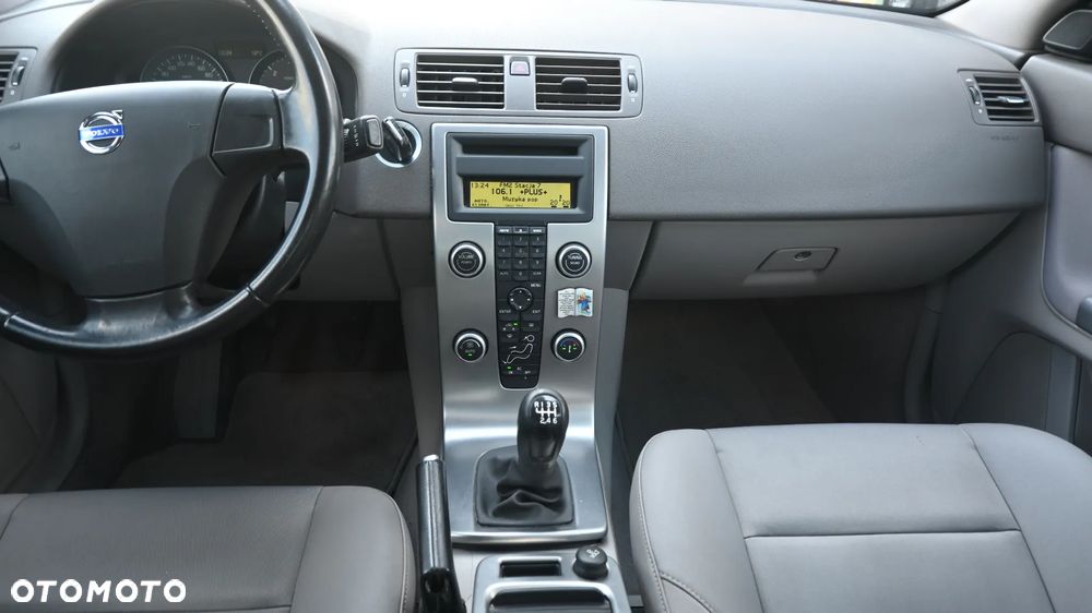 Volvo S40 2.0D Kinetic - 24