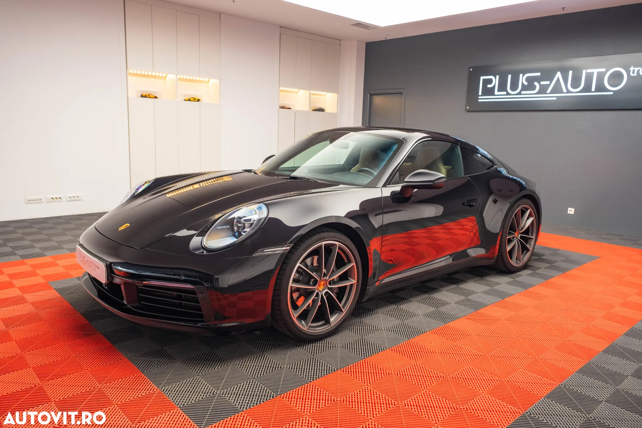 Porsche 911 Carrera PDK - 4