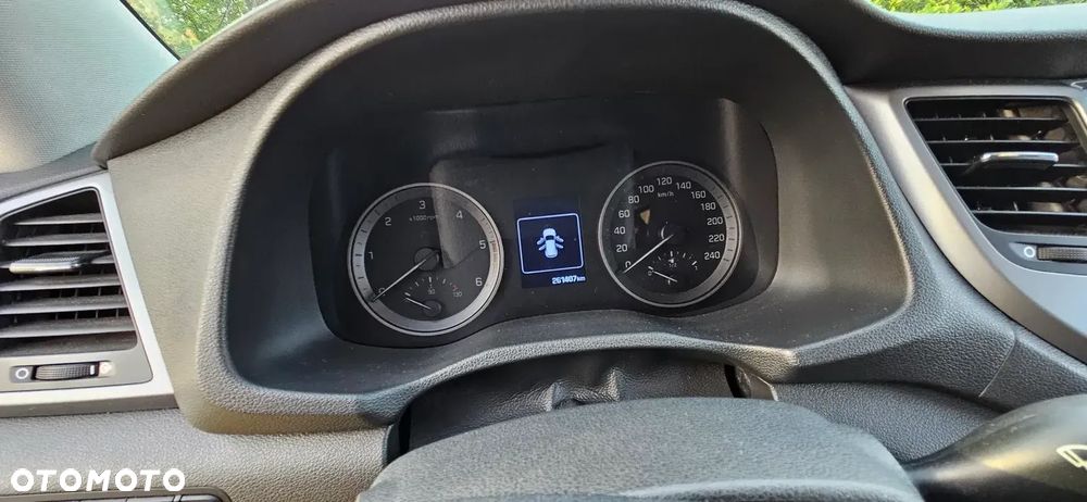 Hyundai Tucson 2.0 CRDi 2WD Trend - 18