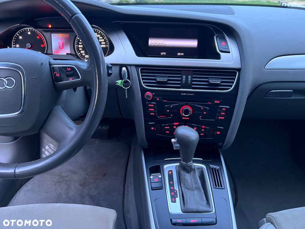 Audi A4 Avant 2.0 TDI DPF multitronic S line Sportpaket (plus) - 18