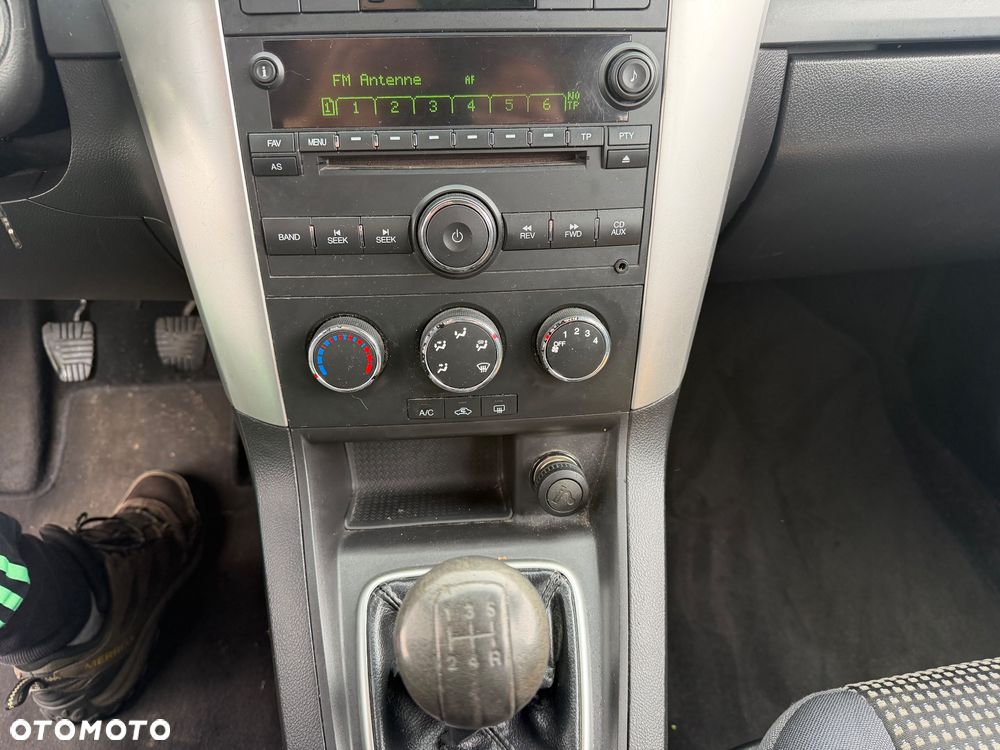 Chevrolet Captiva 2.0 d LS - 17