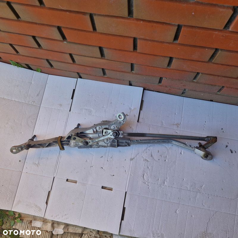 MECHANIZM SILNICZEK WYCIERACZEK PRZÓD A2048201040 Mercedes C W204 07-11 EU - 5
