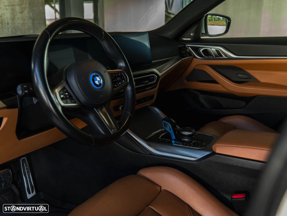 BMW i4 eDrive40 Pack Desportivo M - 10