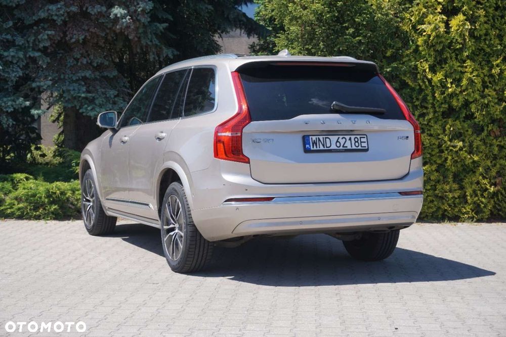 Volvo XC 90 - 8