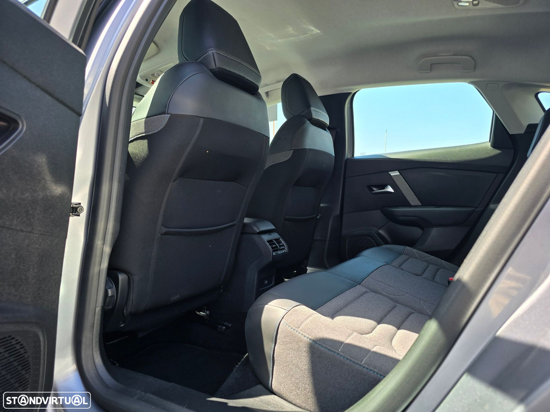 Citroën C4 1.2 PureTech Plus - 36