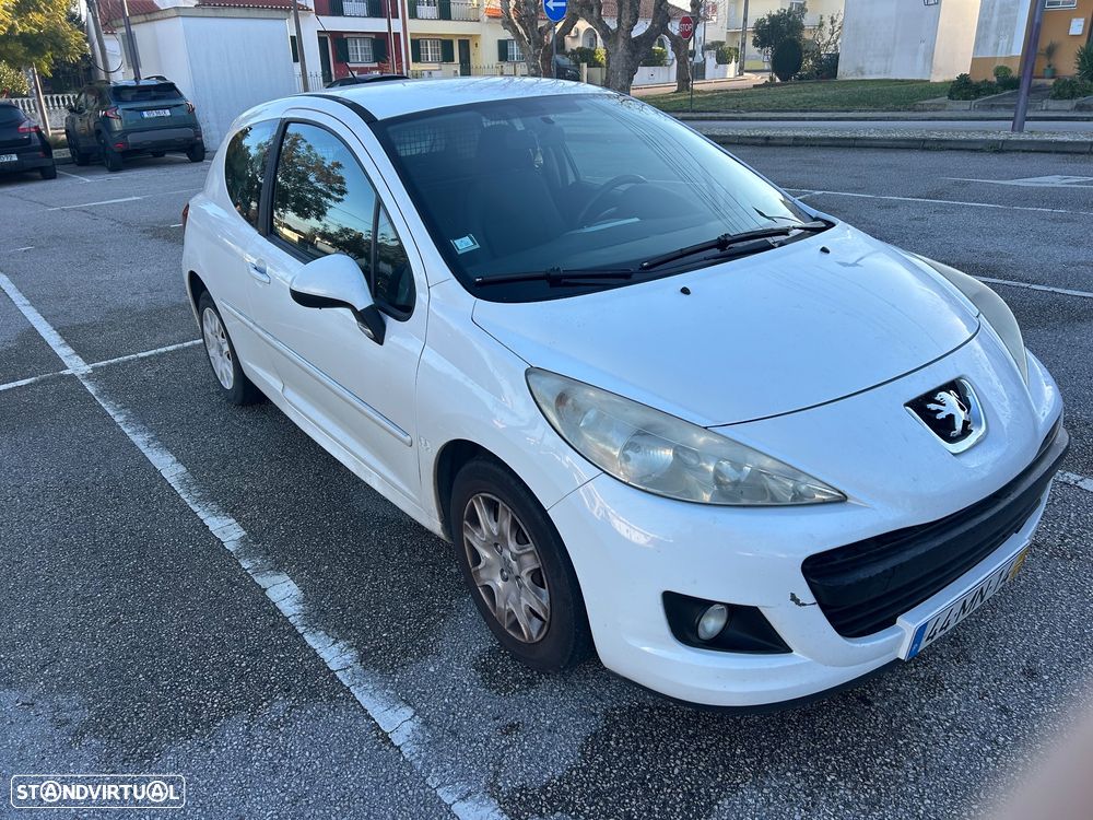 Peugeot 207 1.4 HDi Urban - 1