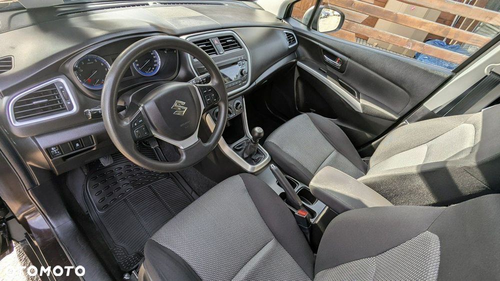 Suzuki SX4 S-Cross - 13