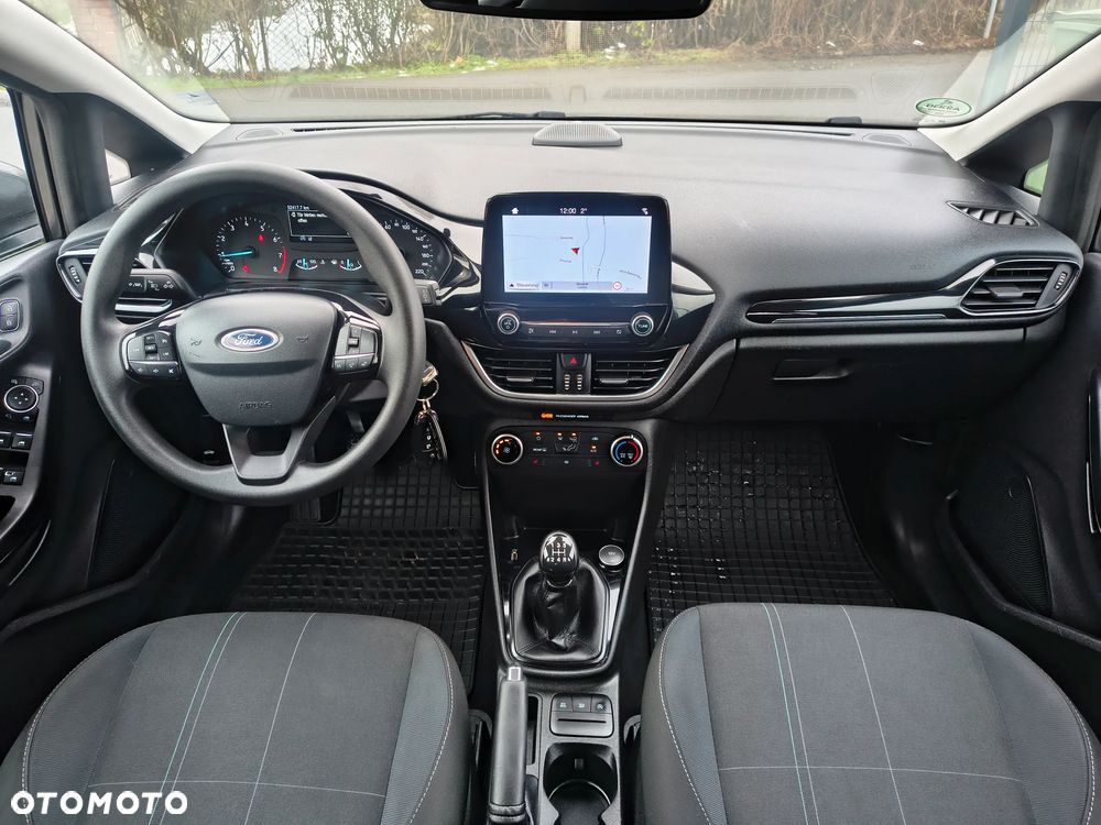 Ford Fiesta 1.1 S&S TITANIUM - 19