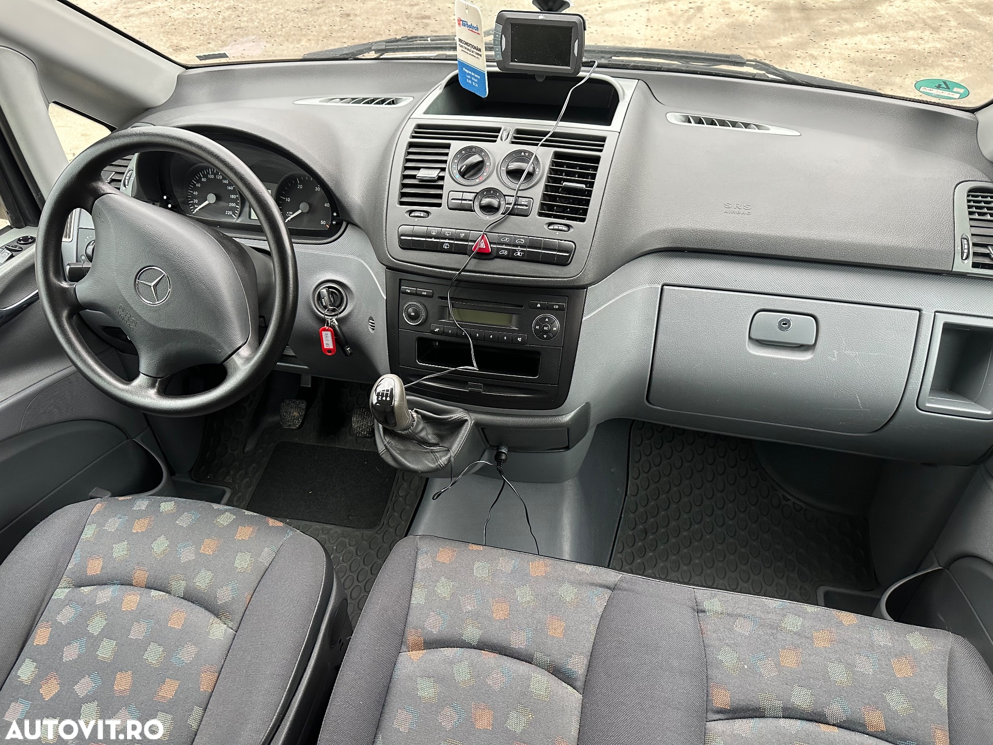 Mercedes-Benz Vito 113 CDI Extralang Mixto - 8