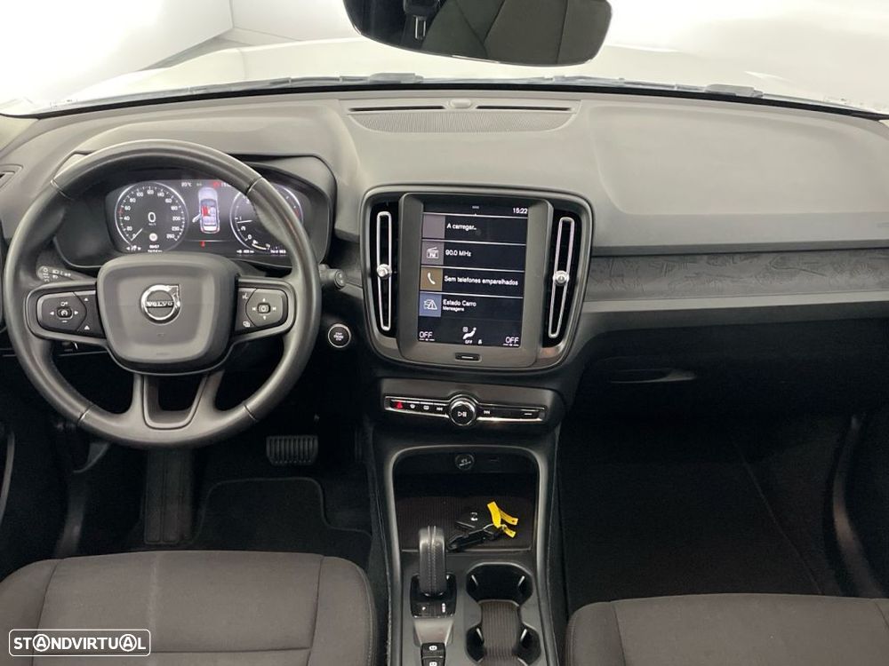 Volvo XC 40 2.0 D3 Momentum Plus Geartronic - 10