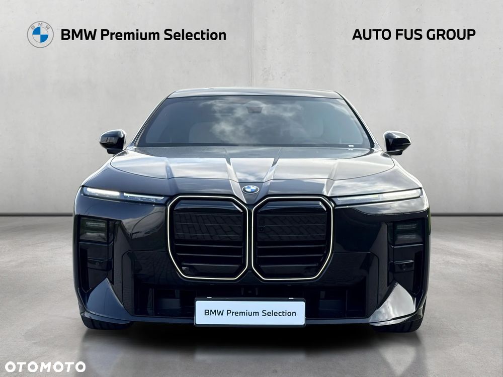 BMW Seria 7 - 8