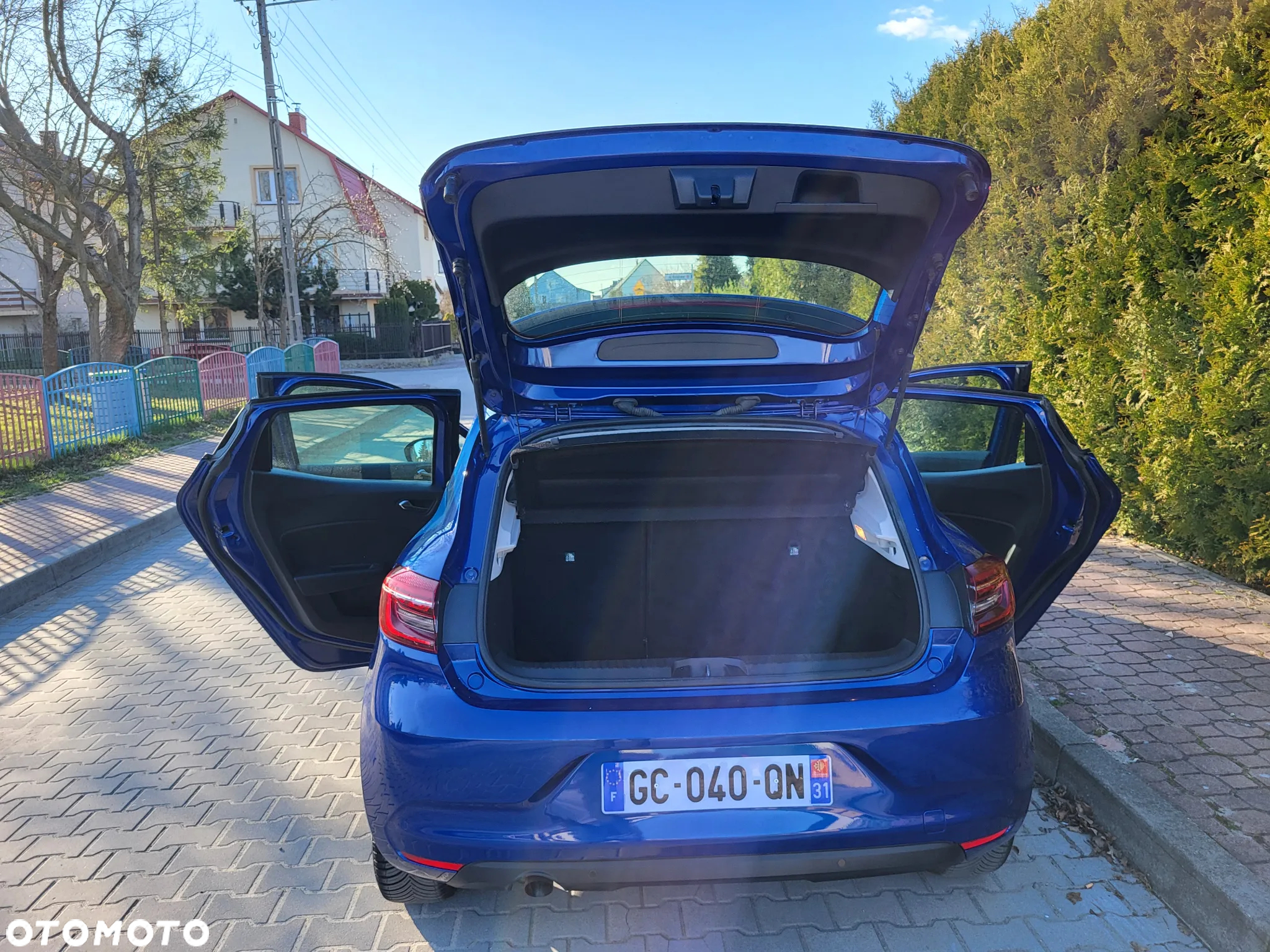 Renault Clio BLUE dCi 100 INTENS - 11
