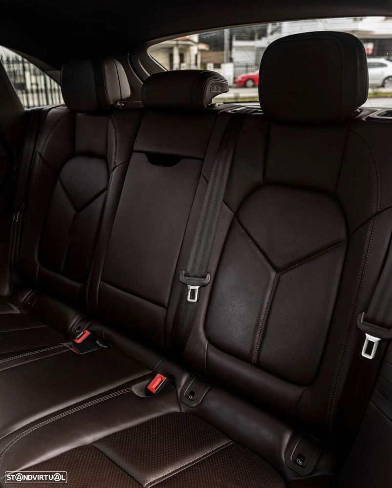 Porsche Macan - 29