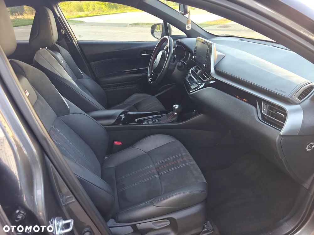Toyota C-HR 1.8 Hybrid GPF GR Sport - 22