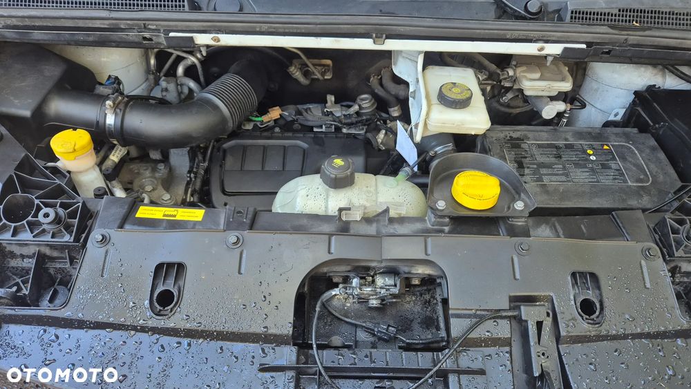 Opel Vivaro - 11