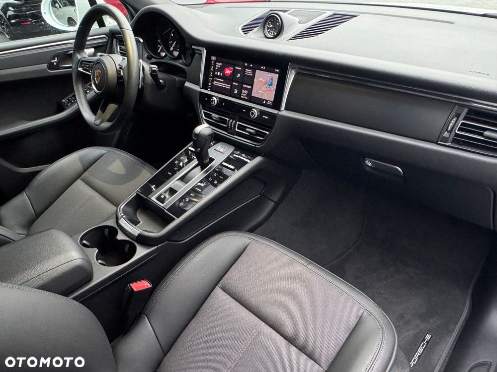 Porsche Macan Standard - 13