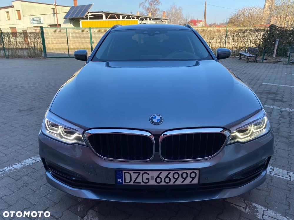 BMW Seria 5 520d xDrive Sport Line - 26