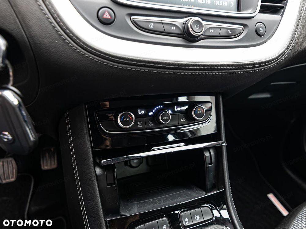 Opel Grandland X 1.2 T GPF Edition S&S - 17