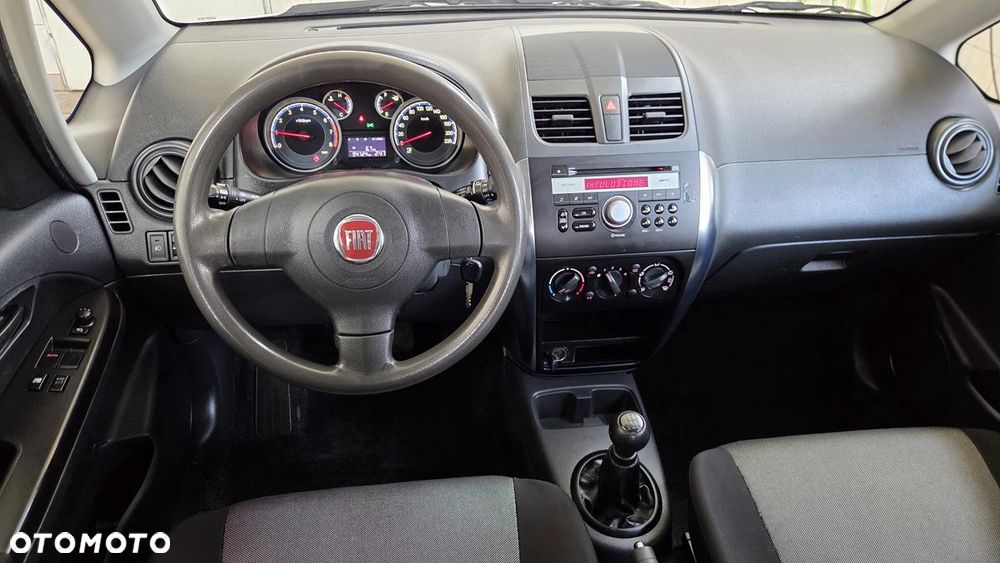 Fiat Sedici 1.6 16V 4x2 Emotion - 11