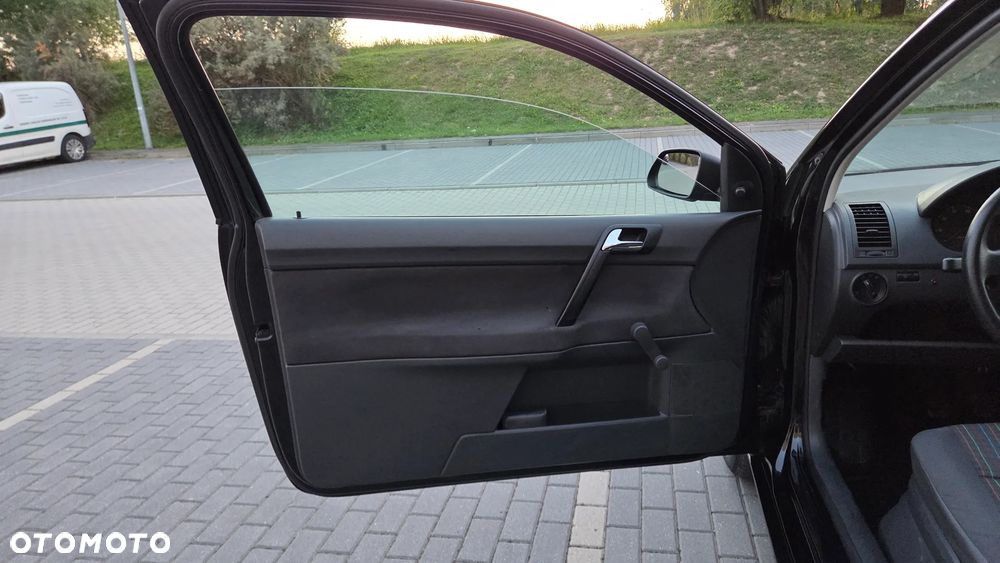 Volkswagen Polo 1.2 Trendline CityLine - 26
