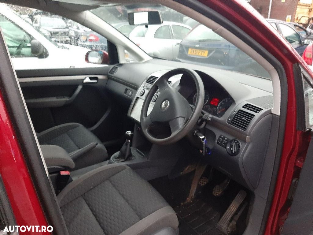 Cutie viteze manuala Volkswagen Touran 2008 Hatchback 2.0 tdi - 1