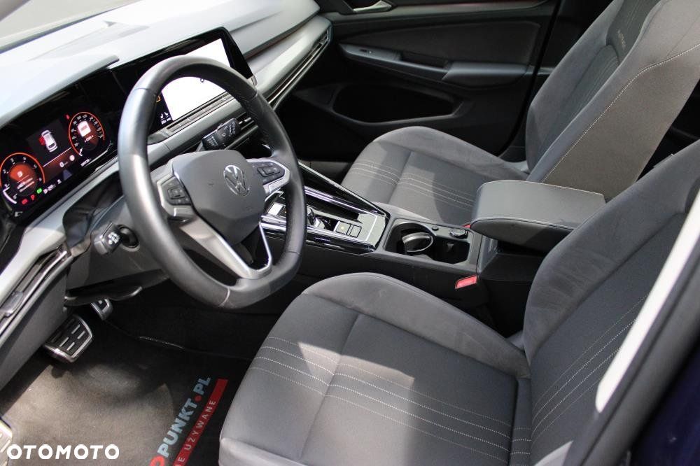Volkswagen Golf - 11