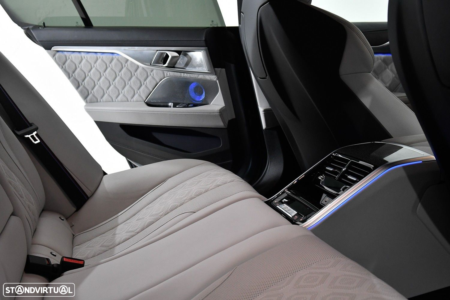 BMW M8 - 20
