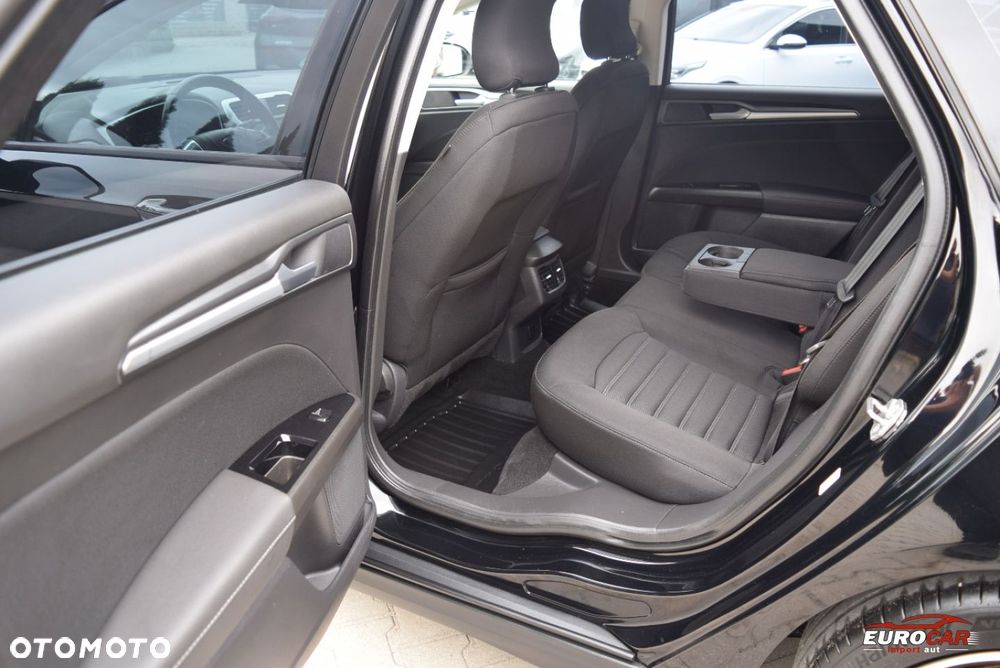 Ford Mondeo 2.0 TDCi Titanium - 18