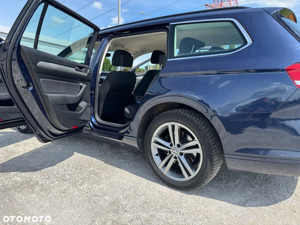 Volkswagen Passat 2.0 TDI BMT Comfortline DSG - 10